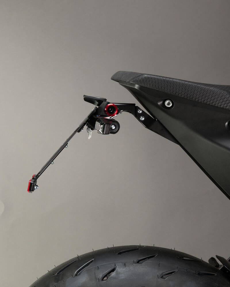 Kit Porta Targa Regolabile Lightech per KTM Duke / Super Duke